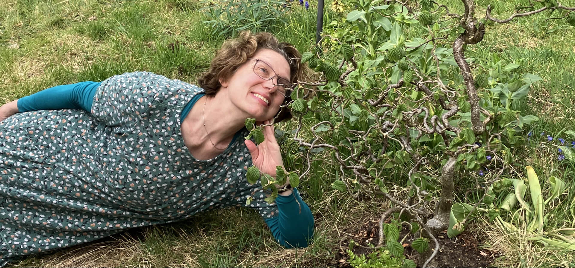 twisted hazel admiring