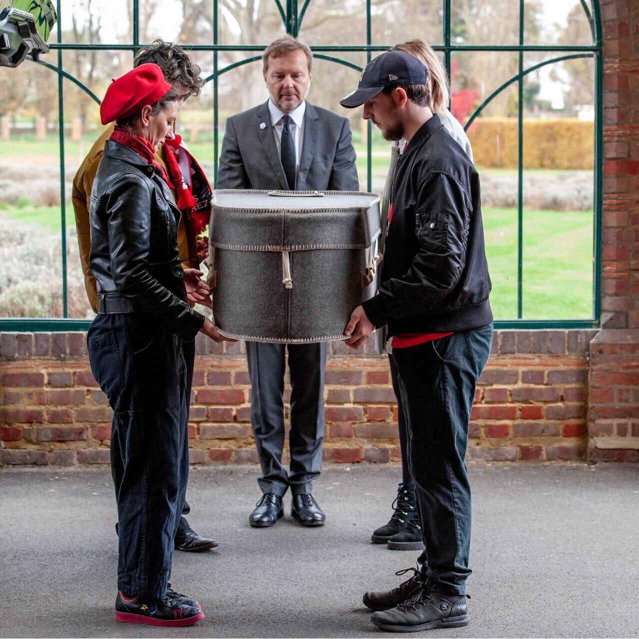 the-good-funeral-guide-6FRd-qTozqM-unsplash